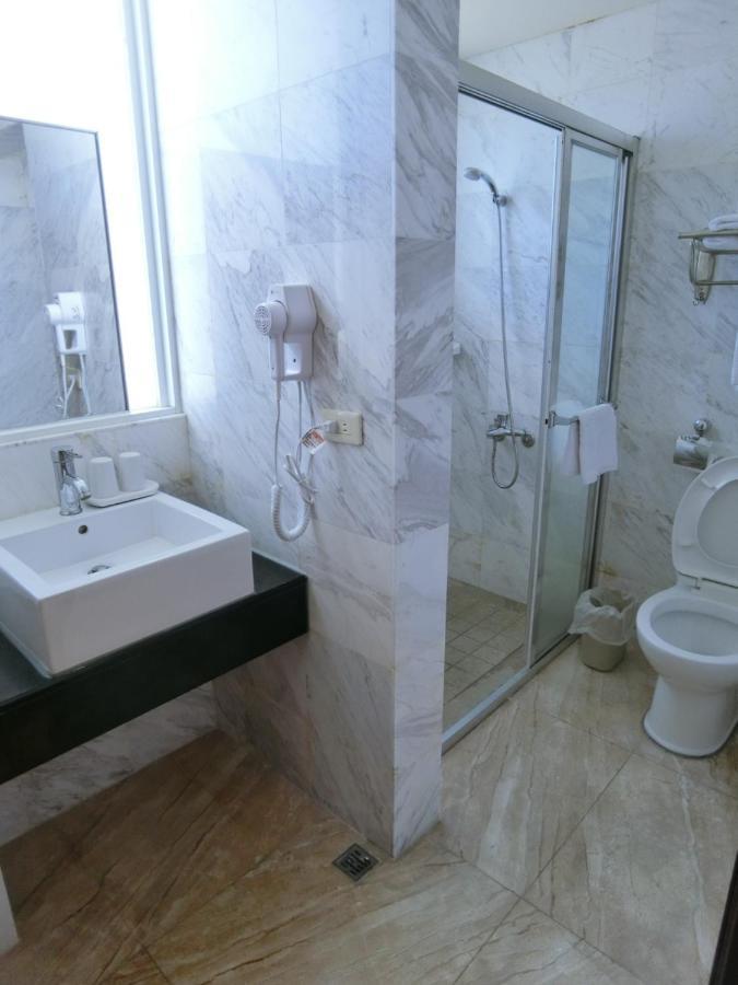 F Hotel Jian Csien Kültér fotó
