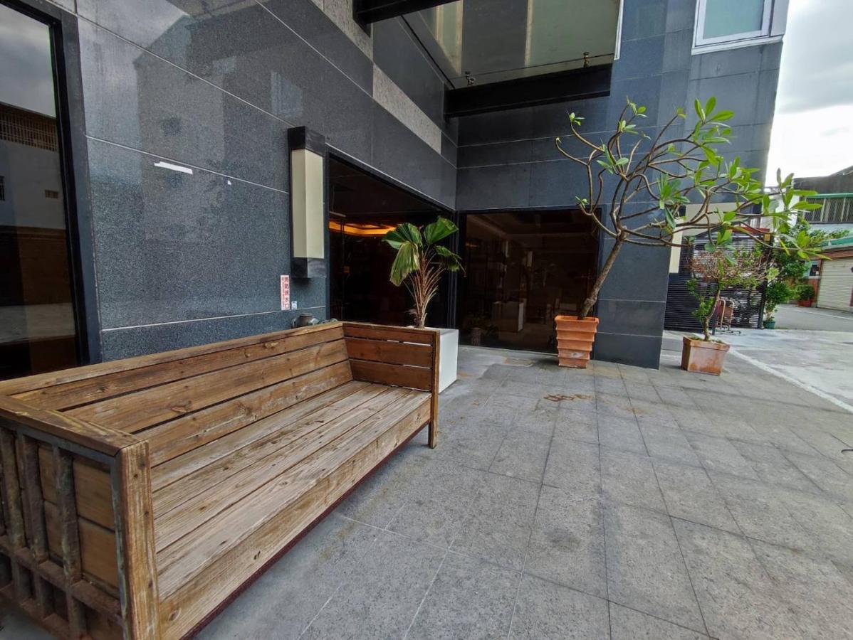 F Hotel Jian Csien Kültér fotó