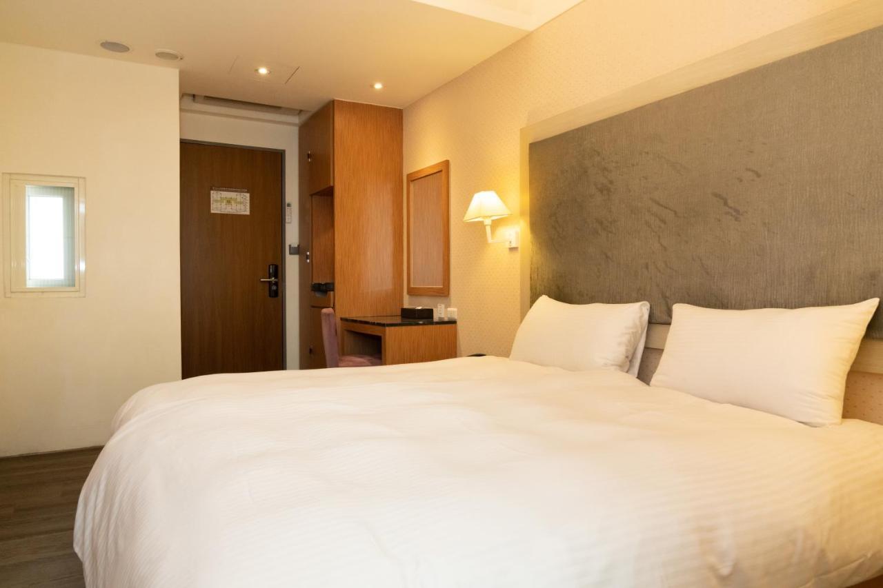 F Hotel Jian Csien Kültér fotó