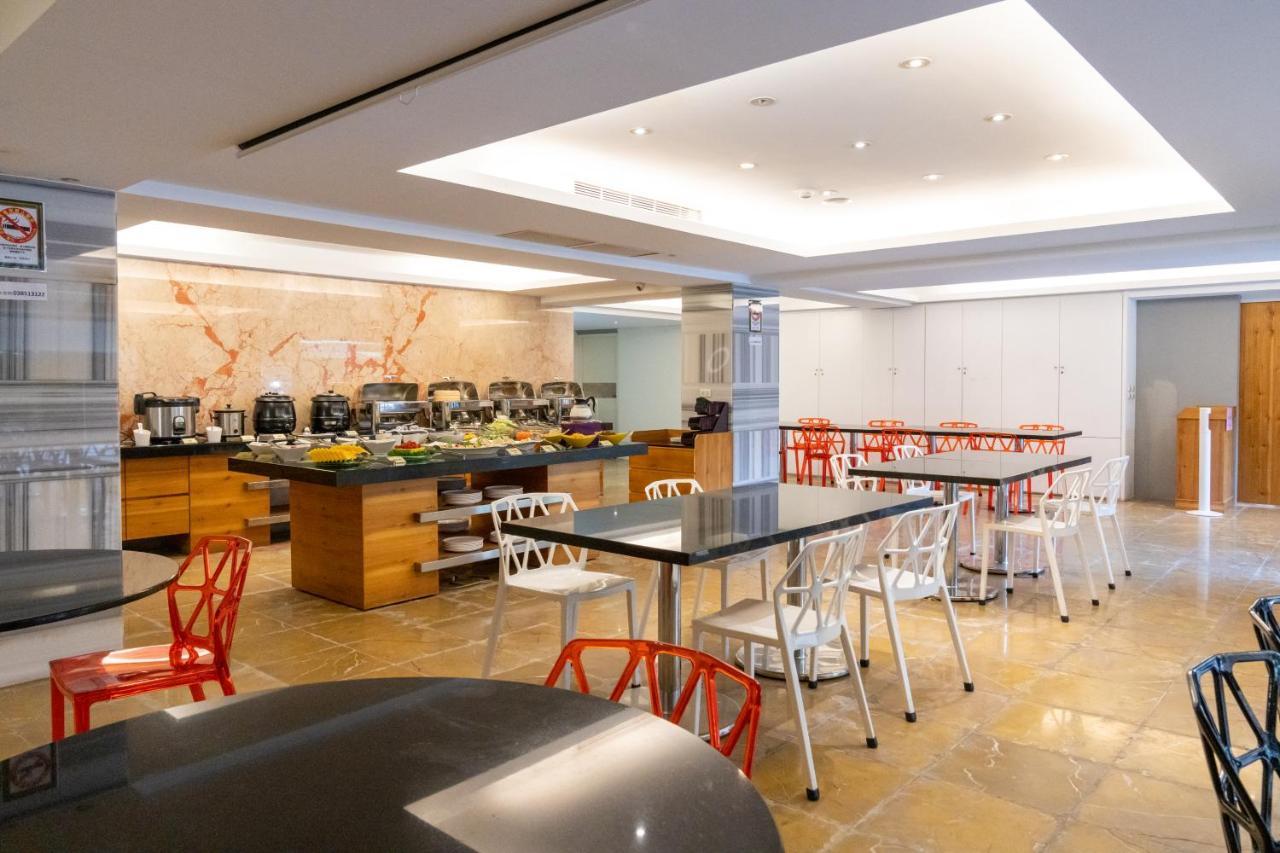 F Hotel Jian Csien Kültér fotó
